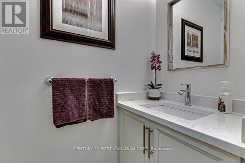 2 - 340 Ambleside Drive, London, ON - Indoor Photo Showing Bathroom