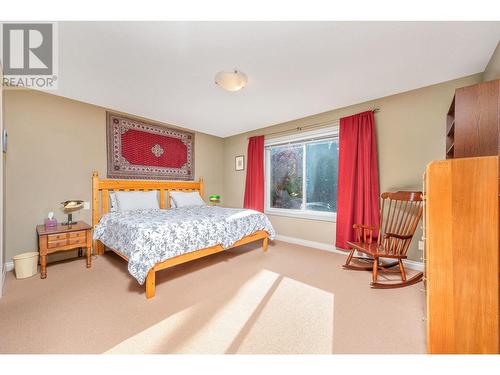 1095 Mt. Fosthall Drive, Vernon, BC - Indoor Photo Showing Bedroom