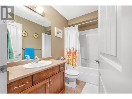 1095 Mt. Fosthall Drive, Vernon, BC - Indoor Photo Showing Bathroom