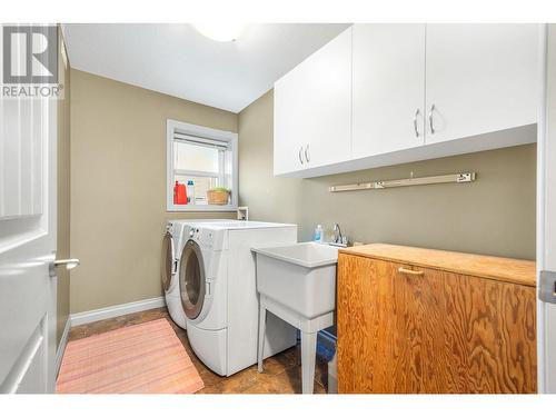 1095 Mt. Fosthall Drive, Vernon, BC - Indoor Photo Showing Laundry Room