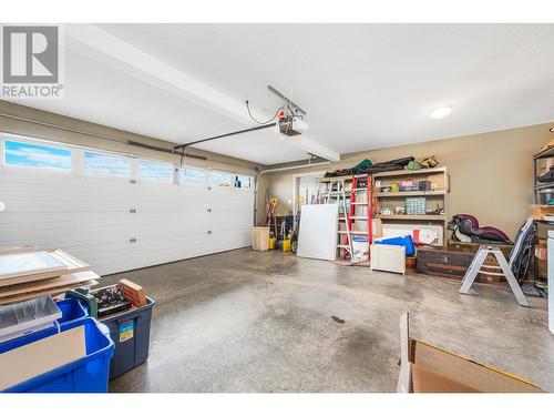 1095 Mt. Fosthall Drive, Vernon, BC - Indoor Photo Showing Garage