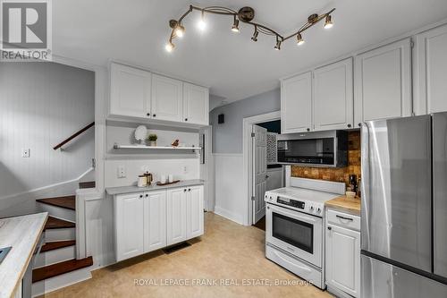 253 Ritson Road S, Oshawa (Central), ON - Indoor Photo Showing Kitchen