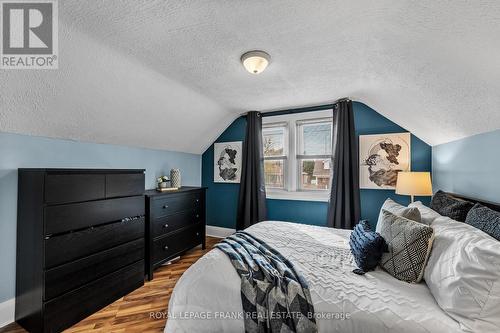 253 Ritson Road S, Oshawa (Central), ON - Indoor Photo Showing Bedroom