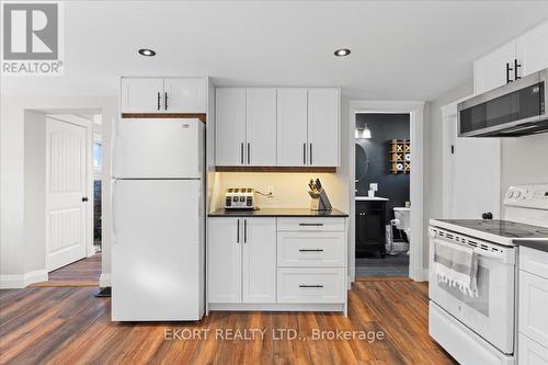 4873 Stirling-Marmora Road, Stirling-Rawdon, ON - Indoor Photo Showing Kitchen