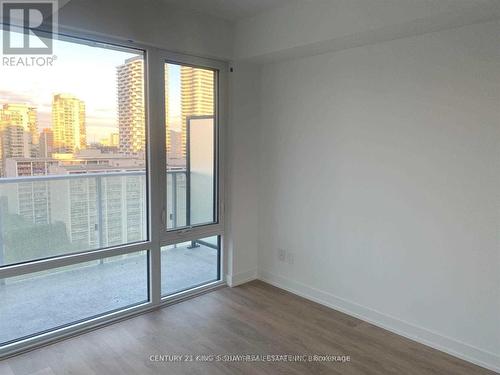 1407 - 501 Yonge Street, Toronto, ON - Indoor Photo Showing Other Room