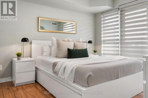 1007 - 30 Herons Hill Way, Toronto, ON - Indoor Photo Showing Bedroom