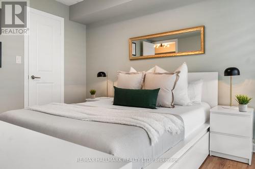 1007 - 30 Herons Hill Way, Toronto, ON - Indoor Photo Showing Bedroom