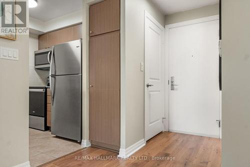 1007 - 30 Herons Hill Way, Toronto, ON - Indoor Photo Showing Other Room