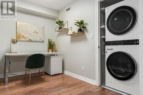 1007 - 30 Herons Hill Way, Toronto, ON - Indoor Photo Showing Laundry Room