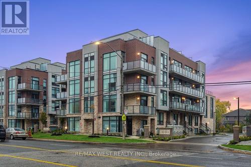 7 - 861 Sheppard Avenue W, Toronto, ON - Outdoor With Facade