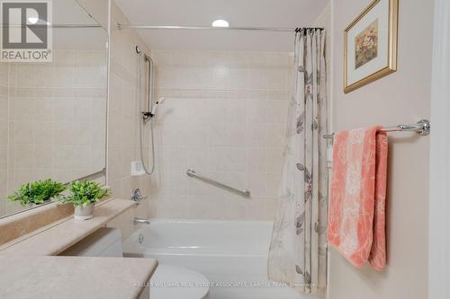 405 - 3 Marine Parade Drive, Toronto, ON - Indoor Photo Showing Bathroom