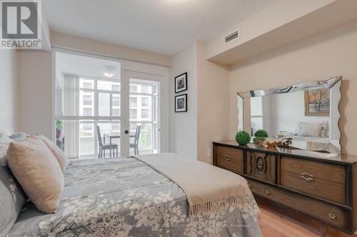 405 - 3 Marine Parade Drive, Toronto, ON - Indoor Photo Showing Bedroom