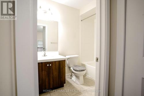 242 - 2355 Sheppard Avenue, Toronto, ON - Indoor Photo Showing Bathroom