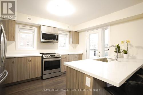 242 - 2355 Sheppard Avenue, Toronto, ON - Indoor Photo Showing Kitchen