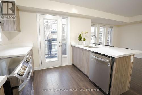 242 - 2355 Sheppard Avenue, Toronto, ON - Indoor Photo Showing Kitchen