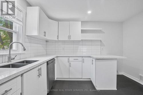 23 Hazel Street, St. Catharines, ON - Indoor Photo Showing Kitchen With Double Sink With Upgraded Kitchen