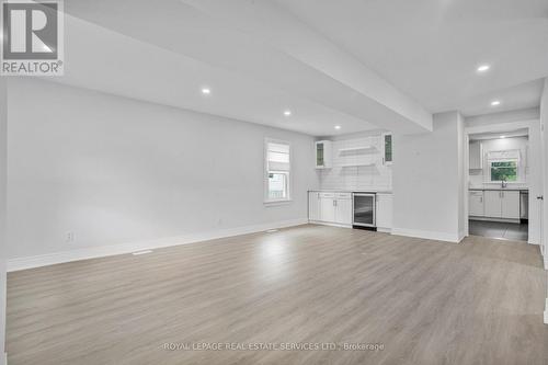 23 Hazel Street, St. Catharines, ON - Indoor