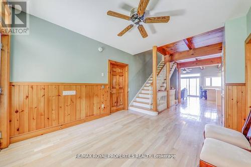 28 Goodman Road, Kawartha Lakes, ON - Indoor Photo Showing Other Room