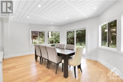 2063 Niagara Drive, Ottawa, ON - Indoor Photo Showing Dining Room