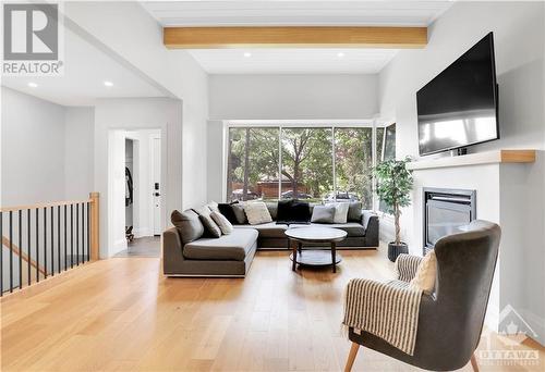 2063 Niagara Drive, Ottawa, ON - Indoor Photo Showing Living Room With Fireplace