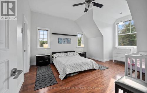 1108 Sandy Hook Road, Kawartha Lakes, ON - Indoor Photo Showing Bedroom