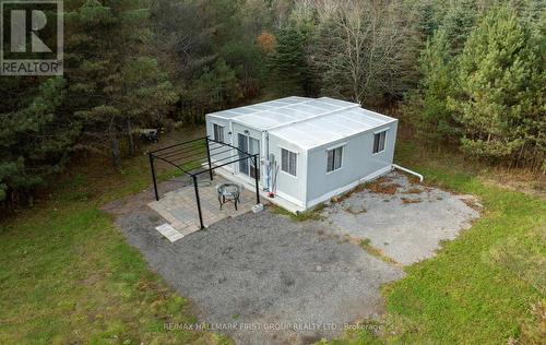 1108 Sandy Hook Road, Kawartha Lakes, ON - Outdoor