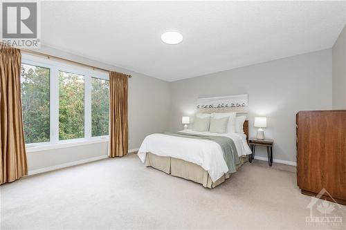 Oversized primary bedroom - 40 Byrd Crescent, Kanata, ON - Indoor Photo Showing Bedroom