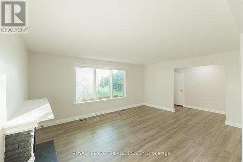 585 Victoria Street, Strathroy-Caradoc (Ne), ON - Indoor Photo Showing Other Room