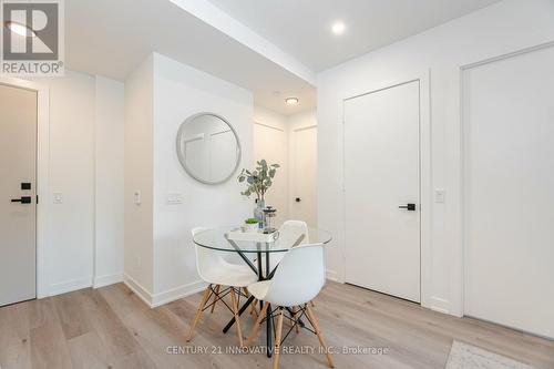 601 - 327 King Street W, Toronto, ON - Indoor