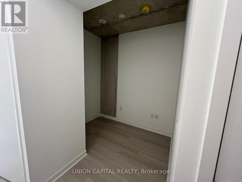 610 - 195 Mccaul Street, Toronto, ON - Indoor Photo Showing Other Room