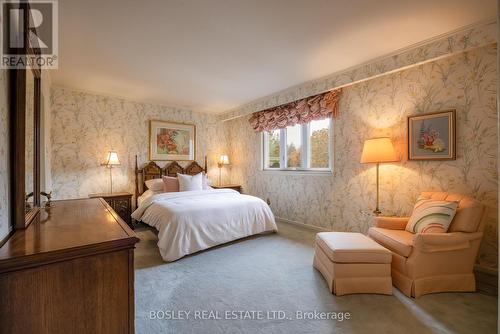 195 Upper Canada Drive, Toronto, ON - Indoor Photo Showing Bedroom