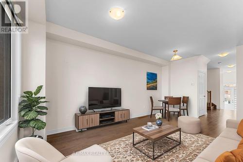 54 Bayardo Drive, Oshawa, ON - Indoor Photo Showing Living Room