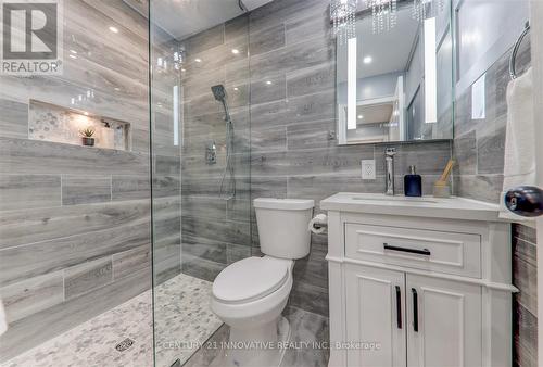 35 Kirkdene Drive, Toronto, ON - Indoor Photo Showing Bathroom