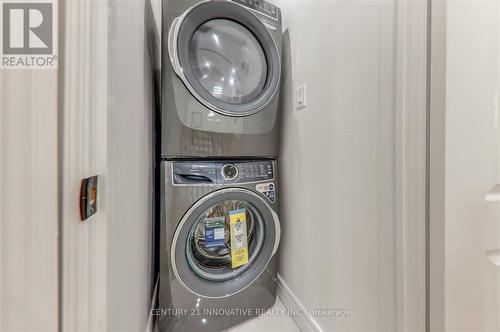 35 Kirkdene Drive, Toronto, ON - Indoor Photo Showing Laundry Room