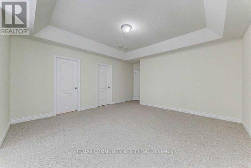 102 Walter English Drive, East Gwillimbury, ON - Indoor Photo Showing Other Room