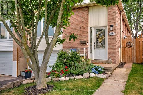 22 Garden Crescent, Hamilton, ON - Outdoor