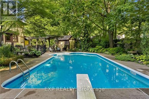 7091 Mount Forest Lane, Niagara Falls, ON - Outdoor With In Ground Pool With Backyard