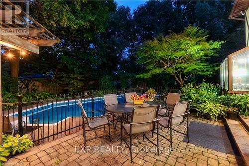 7091 Mount Forest Lane, Niagara Falls, ON - Outdoor With In Ground Pool With Deck Patio Veranda