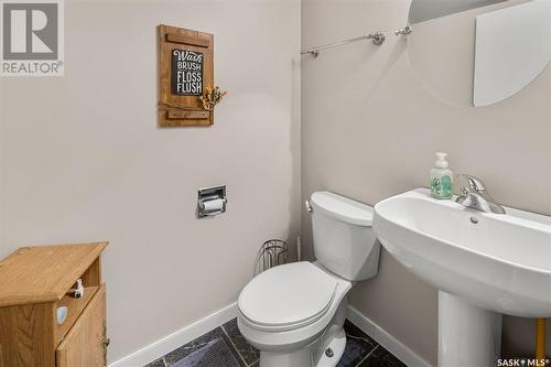 27 331 Pendygrasse Road, Saskatoon, SK - Indoor Photo Showing Bathroom