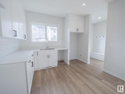 9324 229 St Nw, Edmonton, AB - Indoor Photo Showing Kitchen