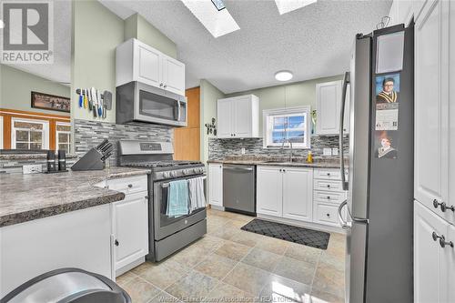 29338 Jane Road Unit# 62, Thamesville, ON - Indoor Photo Showing Kitchen With Upgraded Kitchen