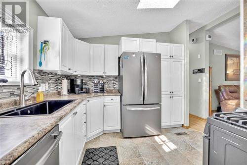 29338 Jane Road Unit# 62, Thamesville, ON - Indoor Photo Showing Kitchen With Upgraded Kitchen