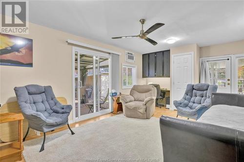 29338 Jane Road Unit# 62, Thamesville, ON - Indoor Photo Showing Living Room