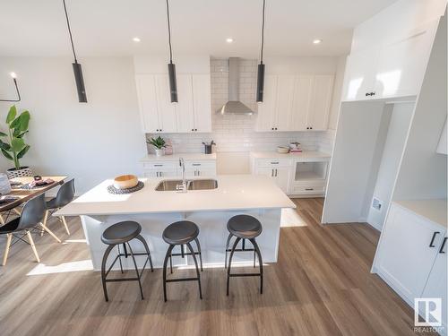 2241 193A St Nw, Edmonton, AB - Indoor Photo Showing Kitchen