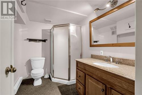 1505 Second Street E, Cornwall, ON - Indoor Photo Showing Bathroom