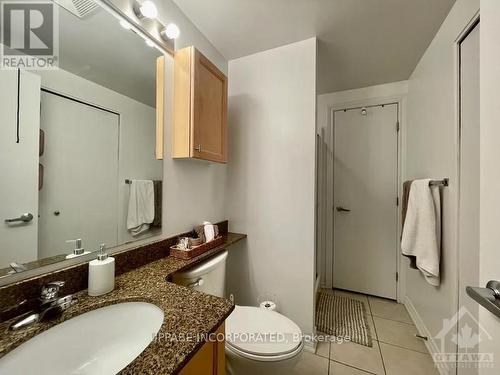 1501 - 234 Rideau Street, Ottawa, ON - Indoor Photo Showing Bathroom