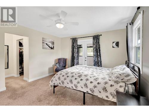 6877 Barnhartvale Road, Kamloops, BC - Indoor Photo Showing Bedroom