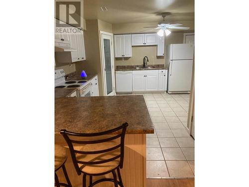 6877 Barnhartvale Road, Kamloops, BC - Indoor Photo Showing Kitchen