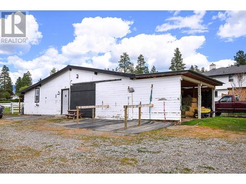 6877 Barnhartvale Road, Kamloops, BC - Outdoor