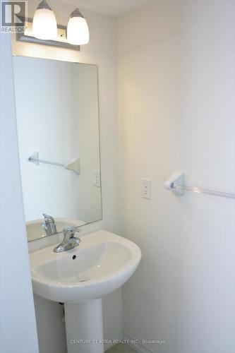 2620 Deputy Minister Path, Oshawa, ON - Indoor Photo Showing Bathroom